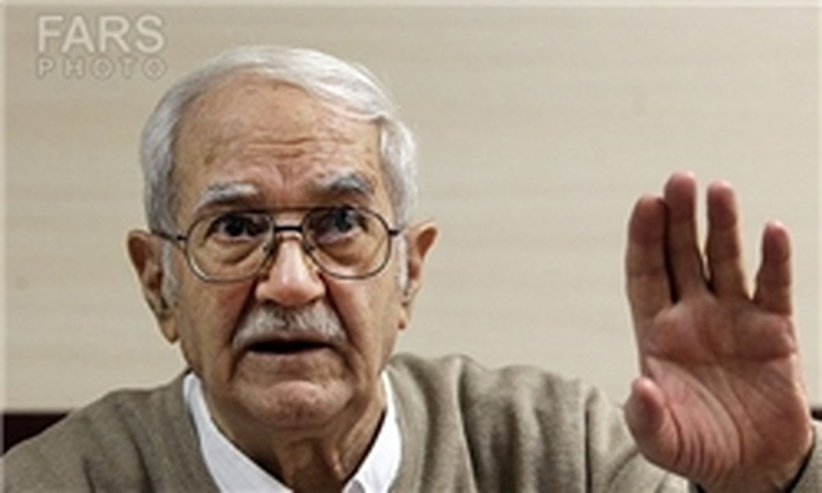  اقتصاددان: دلیلی برای گرانی وجود ندارد، علت گرانی دلالی است 
