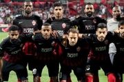 
حرکت متفاوت باشگاه الاهلی در مقابل در ورودی ورزشگاه