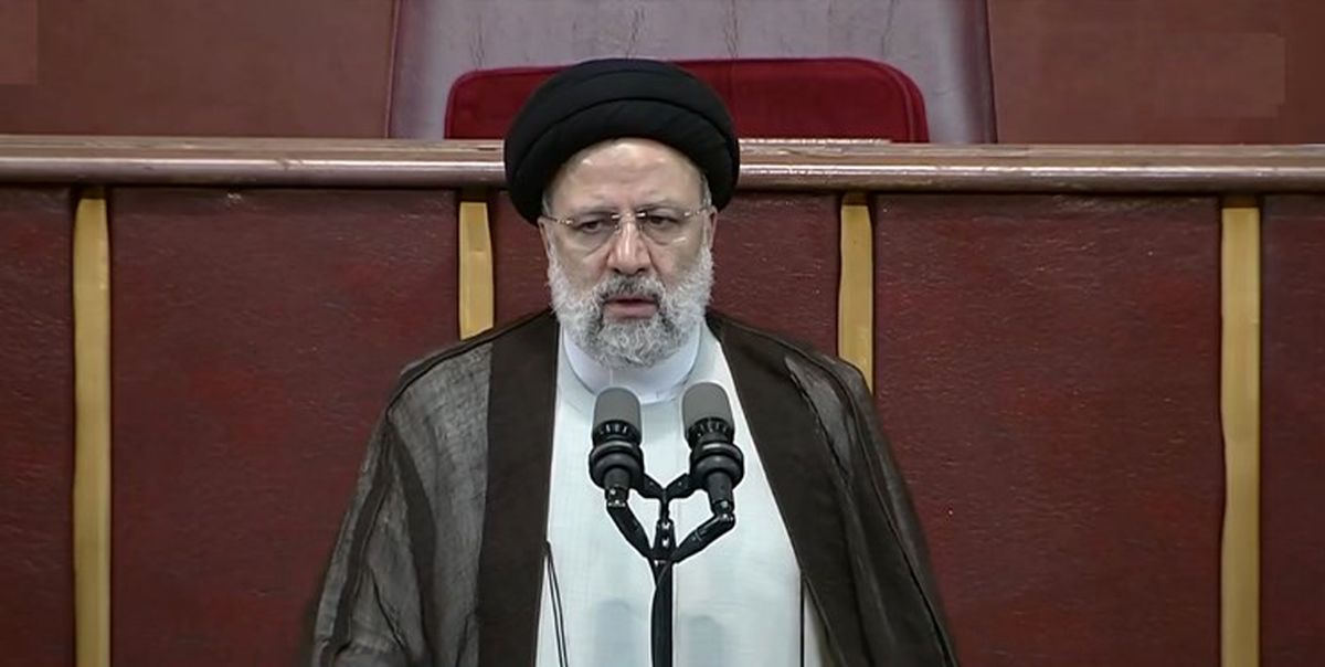 سازوکار شوراها از هرگونه فساد و تبعیضی پیشگیری کنند