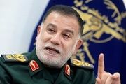 تابوت شهید نیلفروشان بر دوش فرزندان شهید