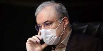 گلایه‌های وزیر بهداشت از اولویت گردشگری بر سلامت