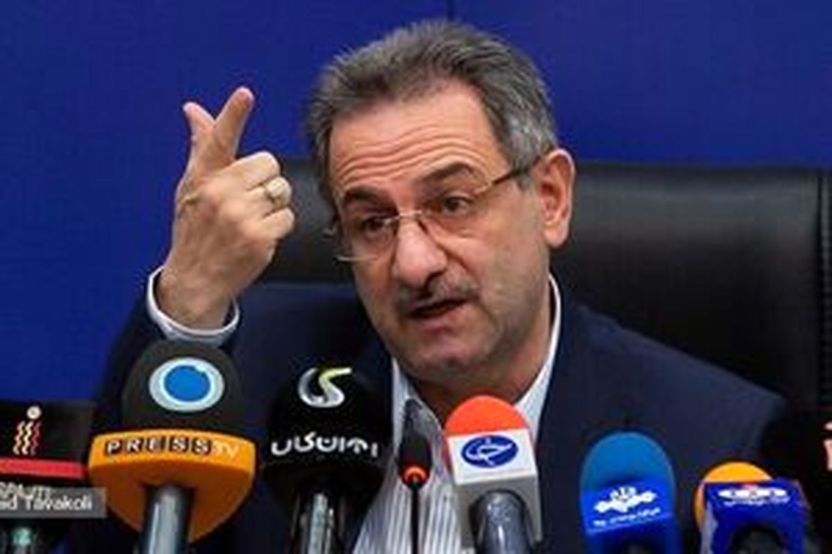 واکسن‌های کرونا در ناصر خسرو تقلبی و برای اخاذی است
