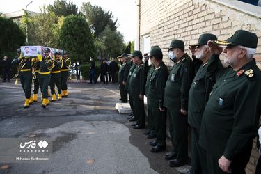 تشییع پیکر شهید کمندی در نیروی زمینی سپاه/گزارش تصویری