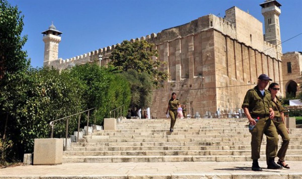 راندن فلسطینی‌ها از حرم ابراهیمی 