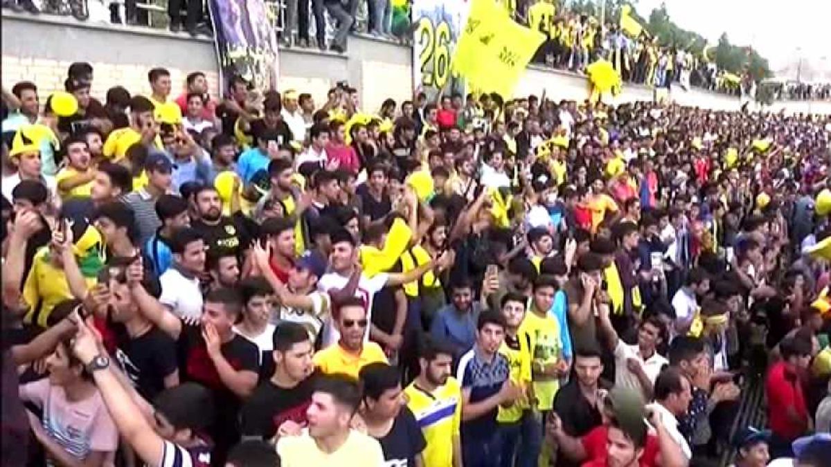 بلیت بازی استقلال و نفت رایگان شد