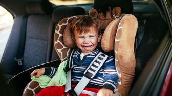 کودک‌تان را هیچ وقت در این حالت تنها نگذارید!
