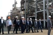 بازدید قاضی‌زاده هاشمی از پالایشگاه بندرعباس