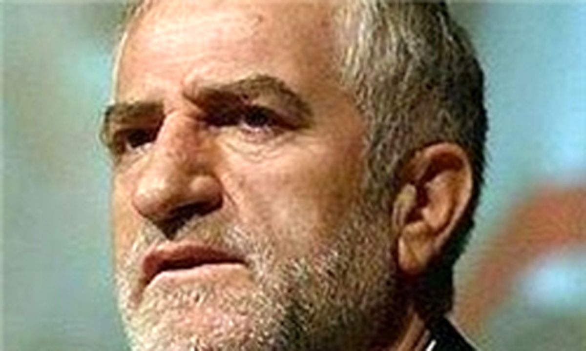 ابتکار اگر نمی‌تواند مسئولیت‌اش را انجام دهد استعفا دهد
