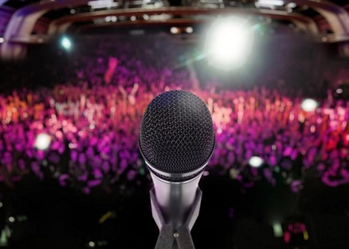  آفرود سواری خواننده مشهور پاپ و همسرش در طبیعت+عکس