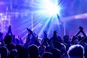پشت پرده کنسرت خوانندگان ایرانی لس آنجلسی در عربستان