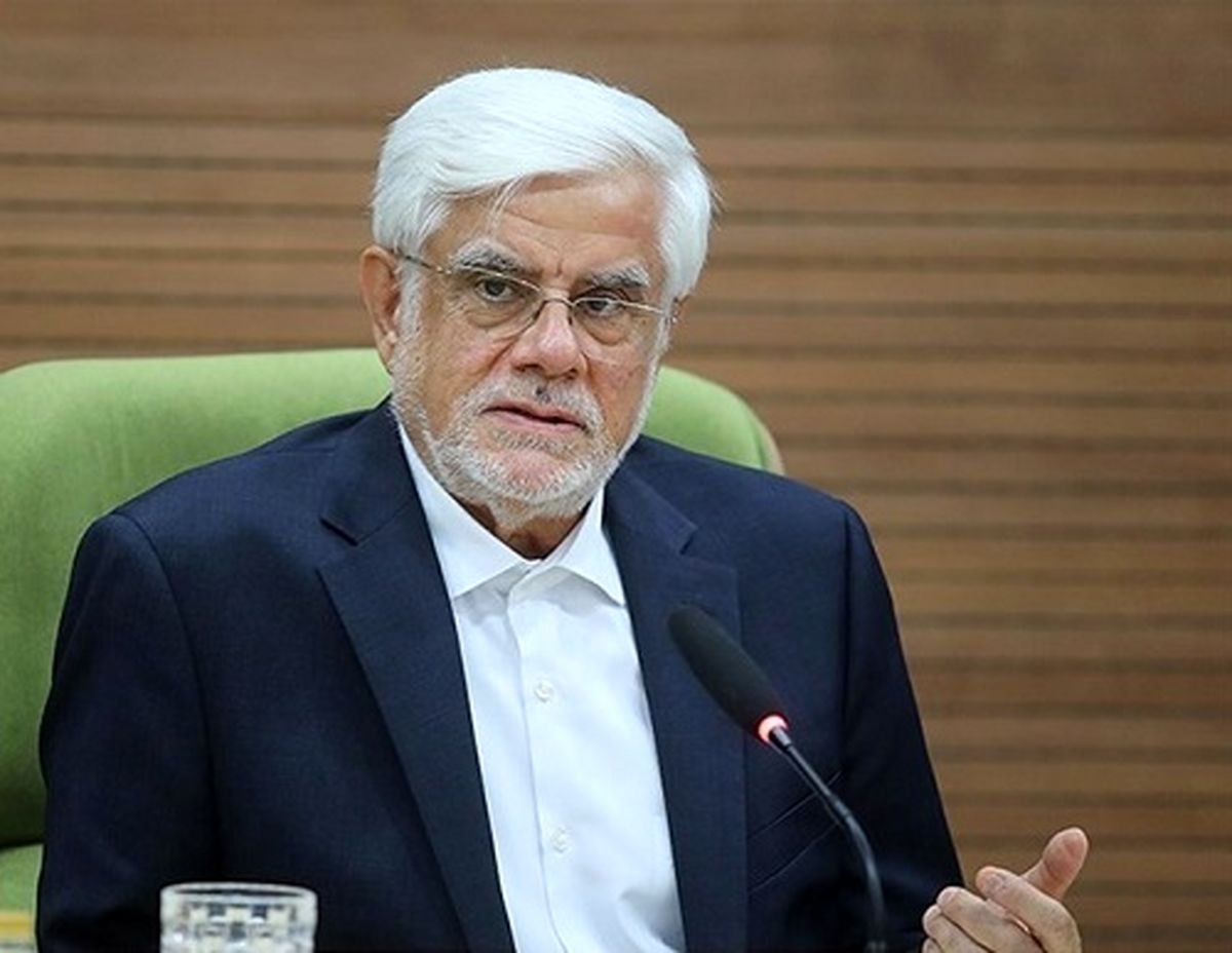 معاون پزشکیان: پیش فروش خودرو جمع شود
