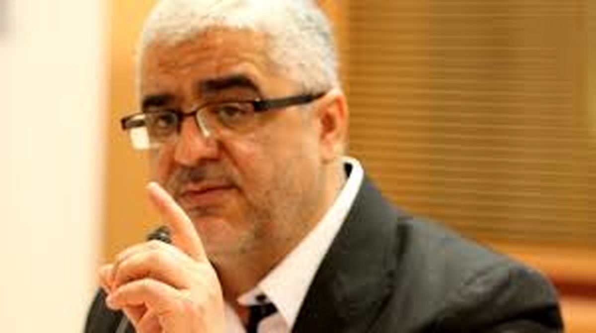 مبادا روحانی راه بیراهه احمدی نژاد را برود