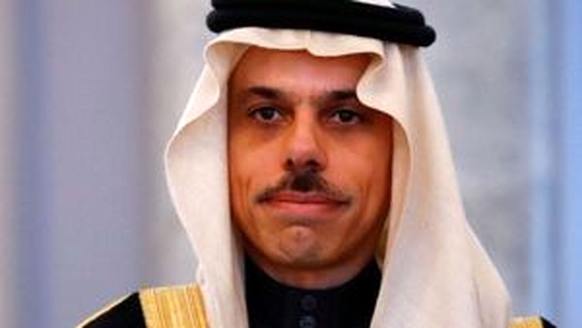 اراجیف وزیر خارجه سعودی درباره ضربات ایران به منافع آمریکا