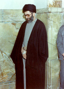 سفر آیت اللهخامنه ای به شهر مقدس قم در سال 1364