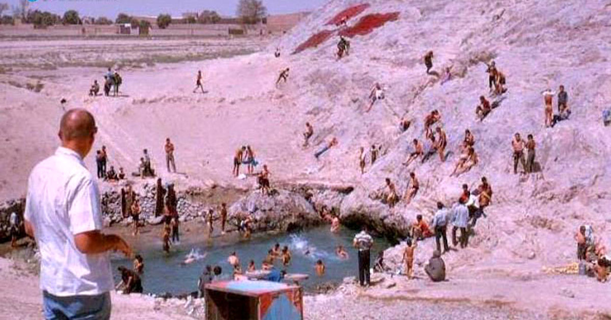 چشمه علی خشک نیست+ عکس