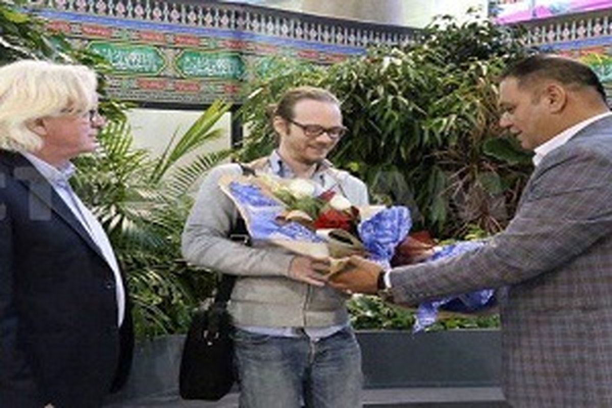 چگونه پسر شفر استقلالی شد