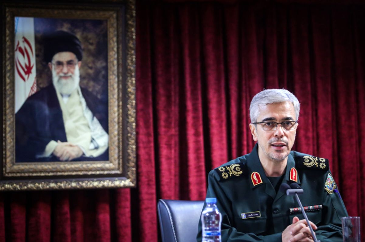قدرت های بزرگ می خواهند فرهنگ خود را بر دیگران تحمیل کنند