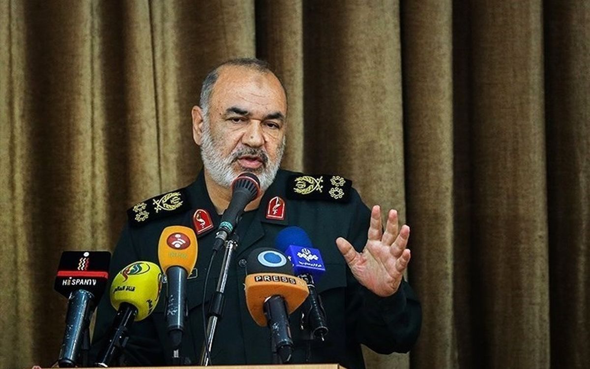 دستگیری سرشبکه آمدنیوز در دل دشمنان هراس انداخت