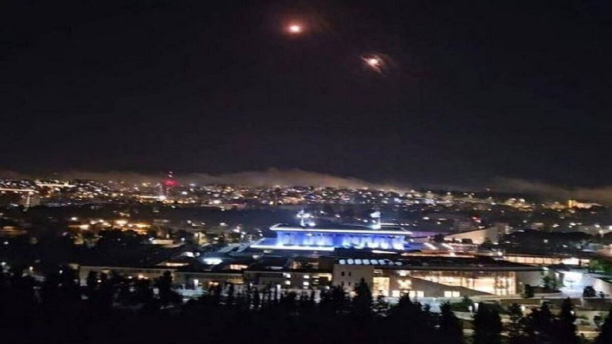 ۹ موشک ایران به ۲ پایگاه اسرائیل اصابت کرد