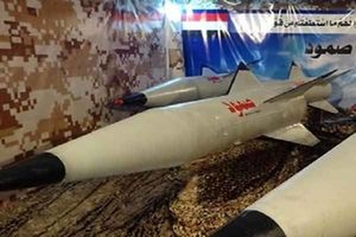 موشک یمنی‌ها بر سر مزدوران سعودی