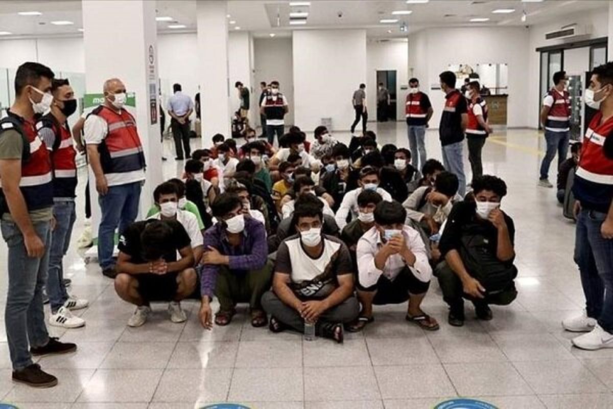 اخراج ۲۲۱ پناهجوی افغانستانی از ترکیه 