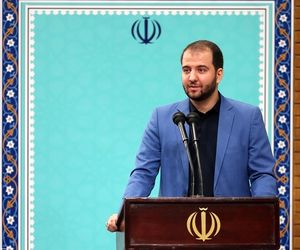 دیدار جمعی از نخبگان و استعدادهای برتر علمی با رهبر انقلاب/گزارش تصویری