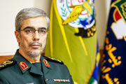 سرلشکر باقری از پایگاه هوایی شهیدحبیبی مشهد بازدید کرد