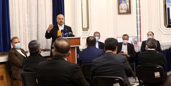 قالیباف: راه حل مشکلات و نارسایی‌ها، میدان دادن به جوانان است