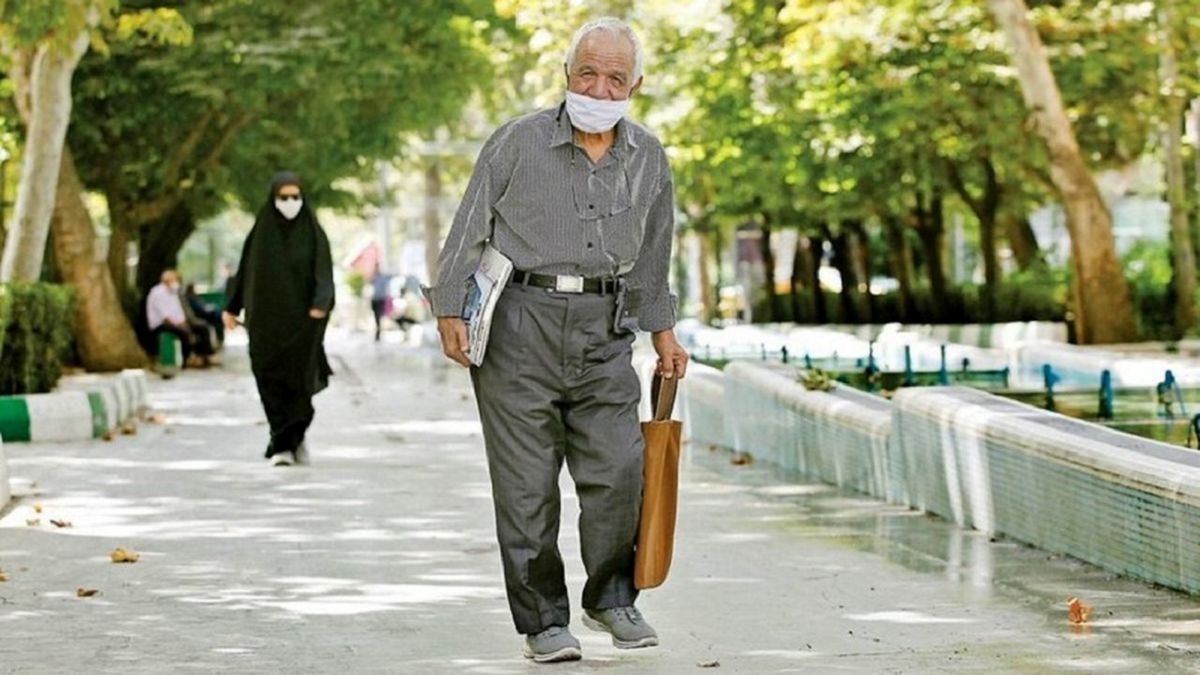 عیدی بازنشستگان با حقوق بهمن واریز نشد
