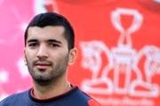 مسلمان ورزشگاه آزادی را ترک کرد