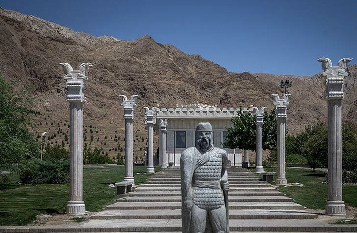 سفر به پایتخت مبل و منبت ایران/ گزارش تصویری