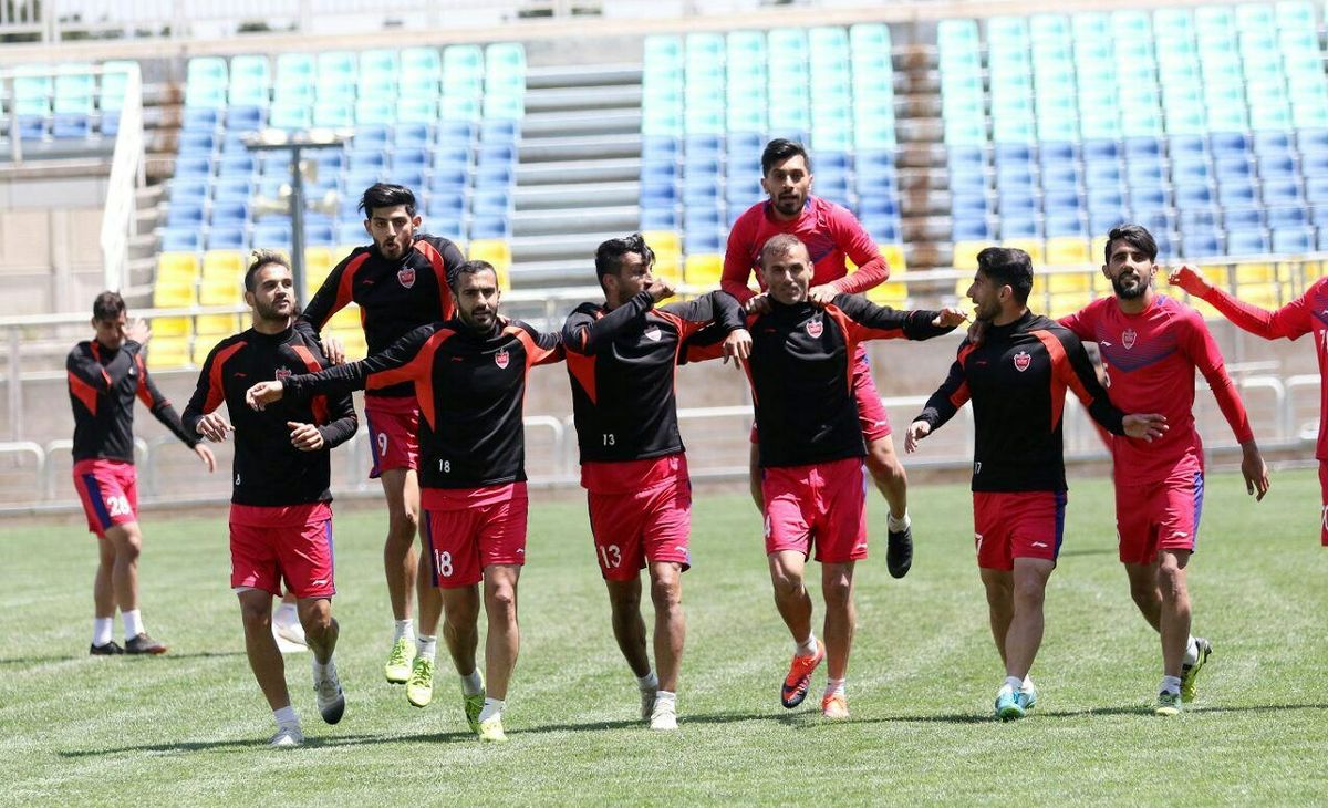 رختکن پرسپولیس قبل از دیدار با تراکتورسازی/ عکس