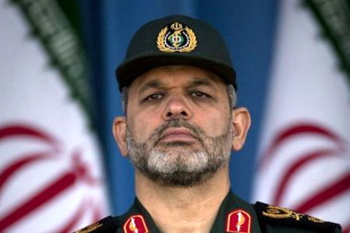 بازدید سردار وحیدی از مواضع پدافندی جنوب کشور