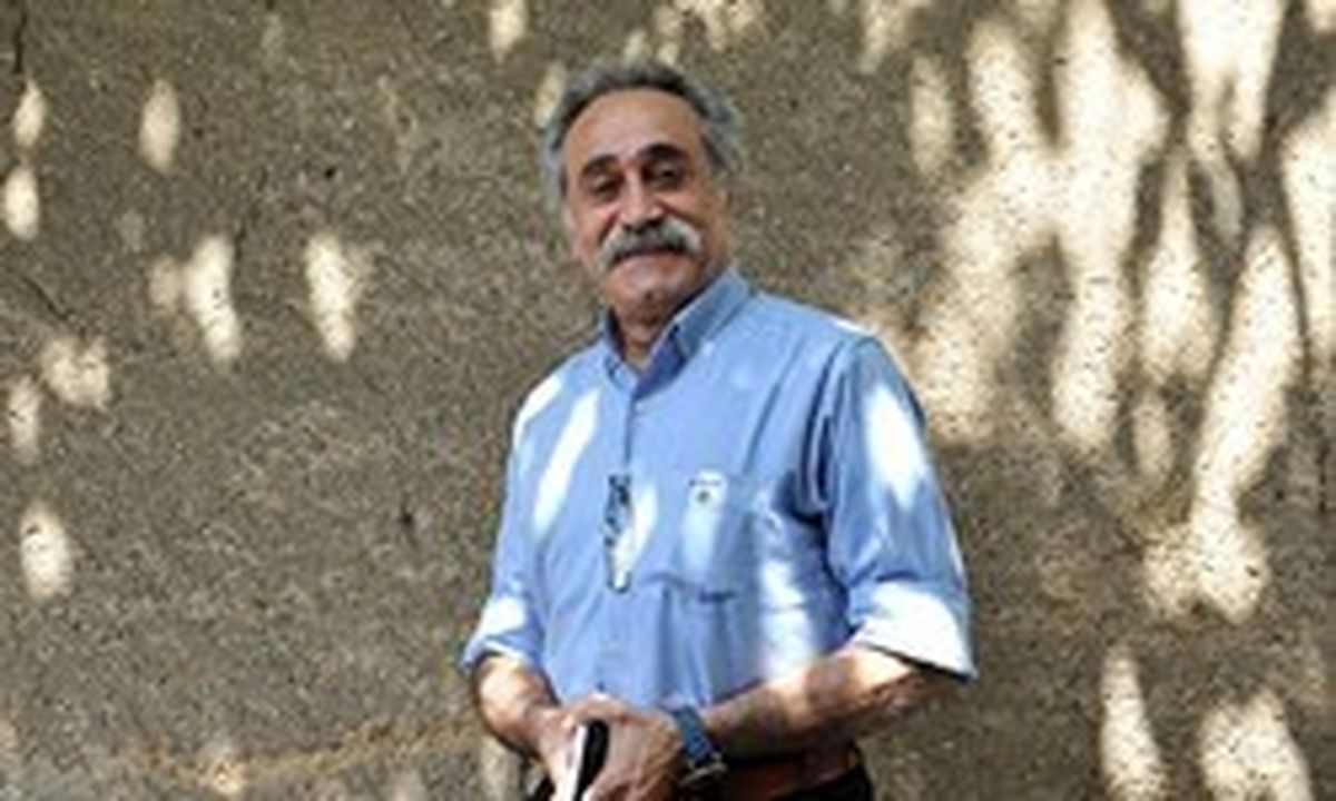 مجری قدیمی: تلویزیونی‌ها دلسردم کردند 