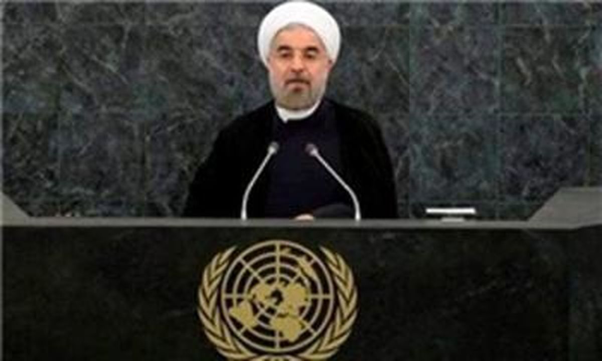 روحانی در تهران به تأمین نکردن منافع ایران متهم می‌شود!