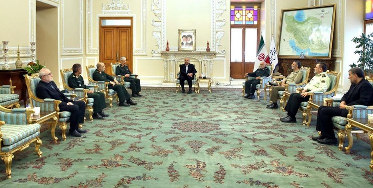 قالیباف: نیروهای مسلح الگوی مردمی شدن اقتصاد و صنعت هستند