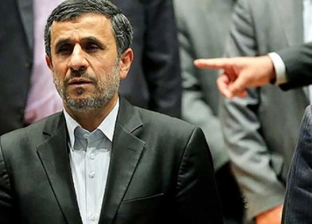 اولین عکس محمود احمدی‌نژاد در روزنامه‌ها
