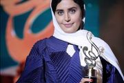 ژِست «الناز شاکردوست» در محاصره عکاسان/ عکس