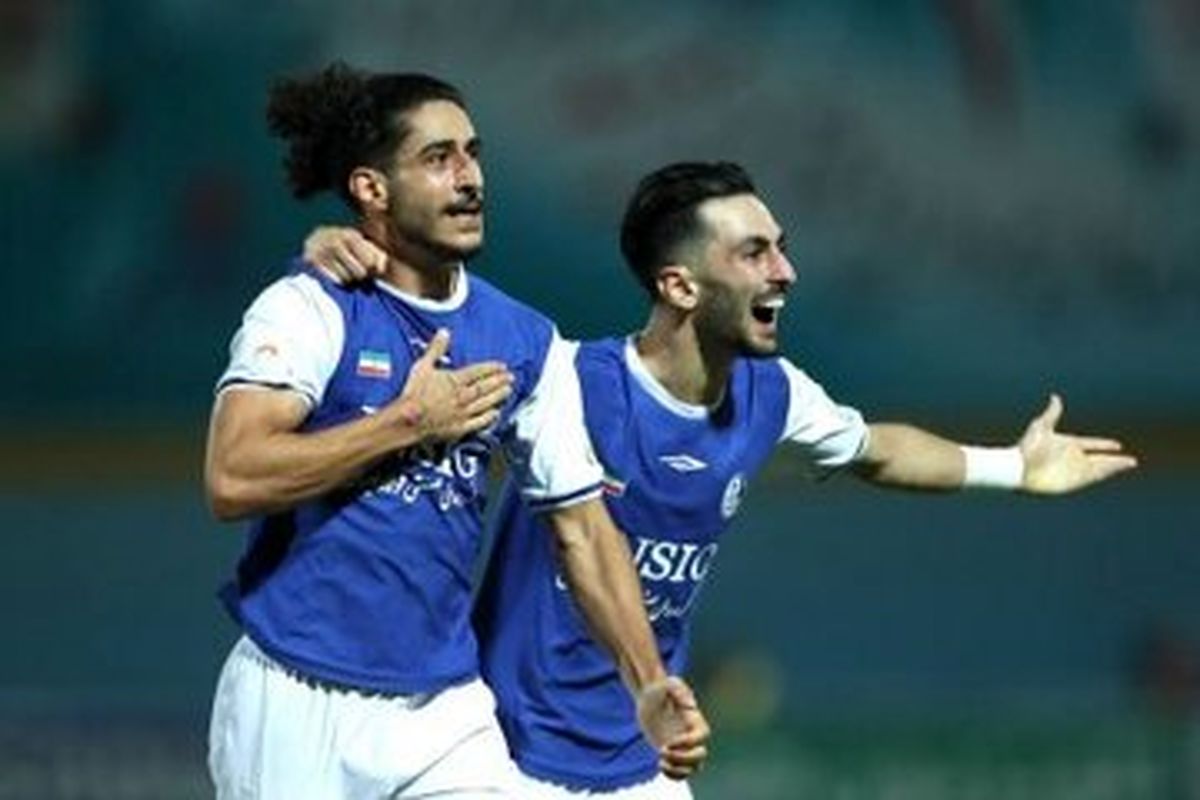 پیشنهاد نجومی به آقایی‌پور