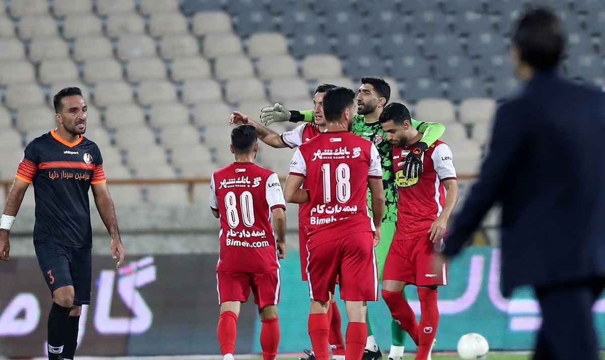 پرسپولیس بدون تلفات مقابل استقلال
