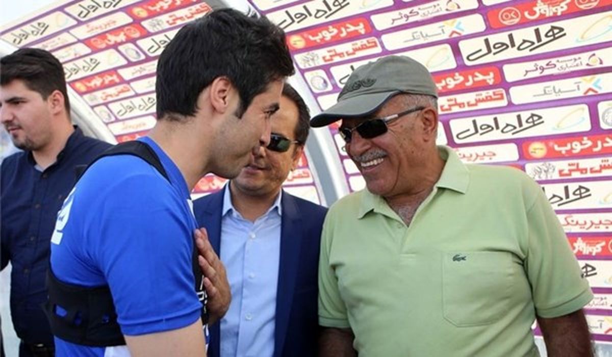 بازیکنان خارجی جذب شده به درد استقلال نمی‌خورند!