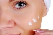 بررسی ۶ ادعای تولیدکنندگان کرم ضدچروک