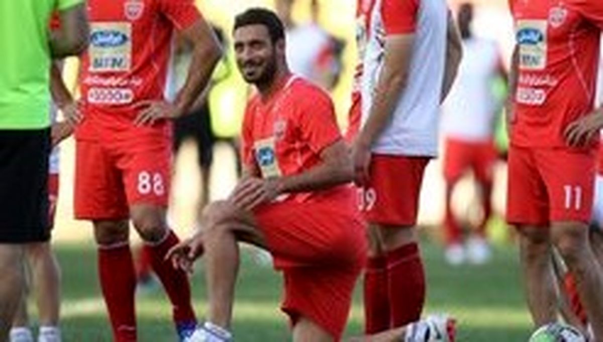 جدایی شجاع خلیل زاده از پرسپولیس؟/ کدام تیم چینی خواهان ستاره پرسپولیس است