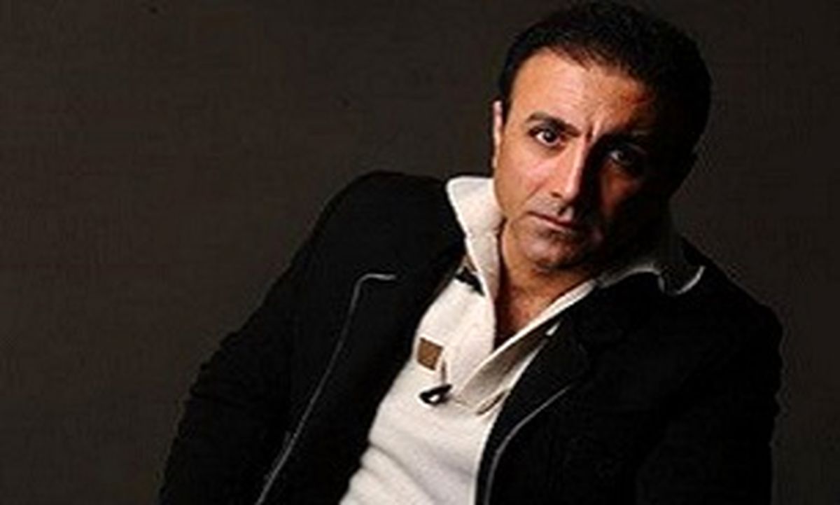 خنده‌ی از جنس دلتنگیِ آقای بازیگر! /عکس