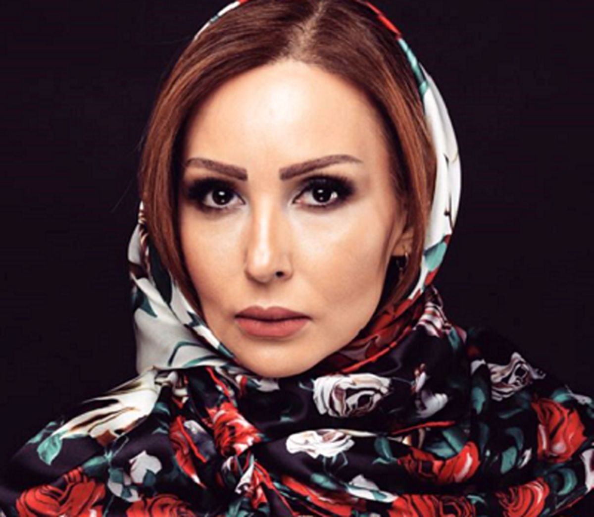 کودکی های پرستو صالحی با ژستی متفکرانه /عکس