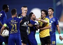 شاگرد نکونام در دو راهی استقلال و فولاد
