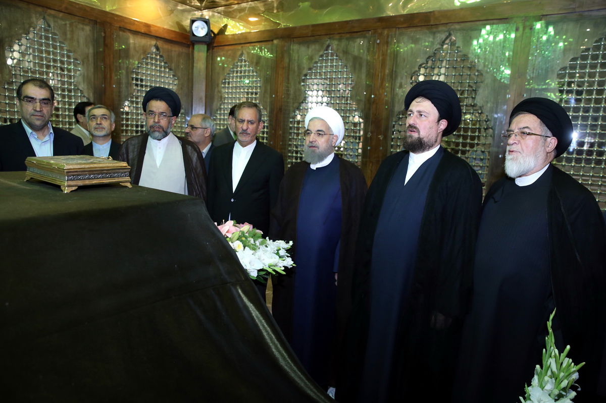تجدید میثاق رییس جمهوری با آرمان های امام راحل 