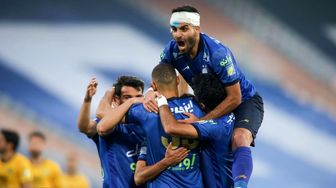 جدول لیگ برتر پس از برد استقلال مقابل سپاهان/ آبی پوشان صدرنشین شدند