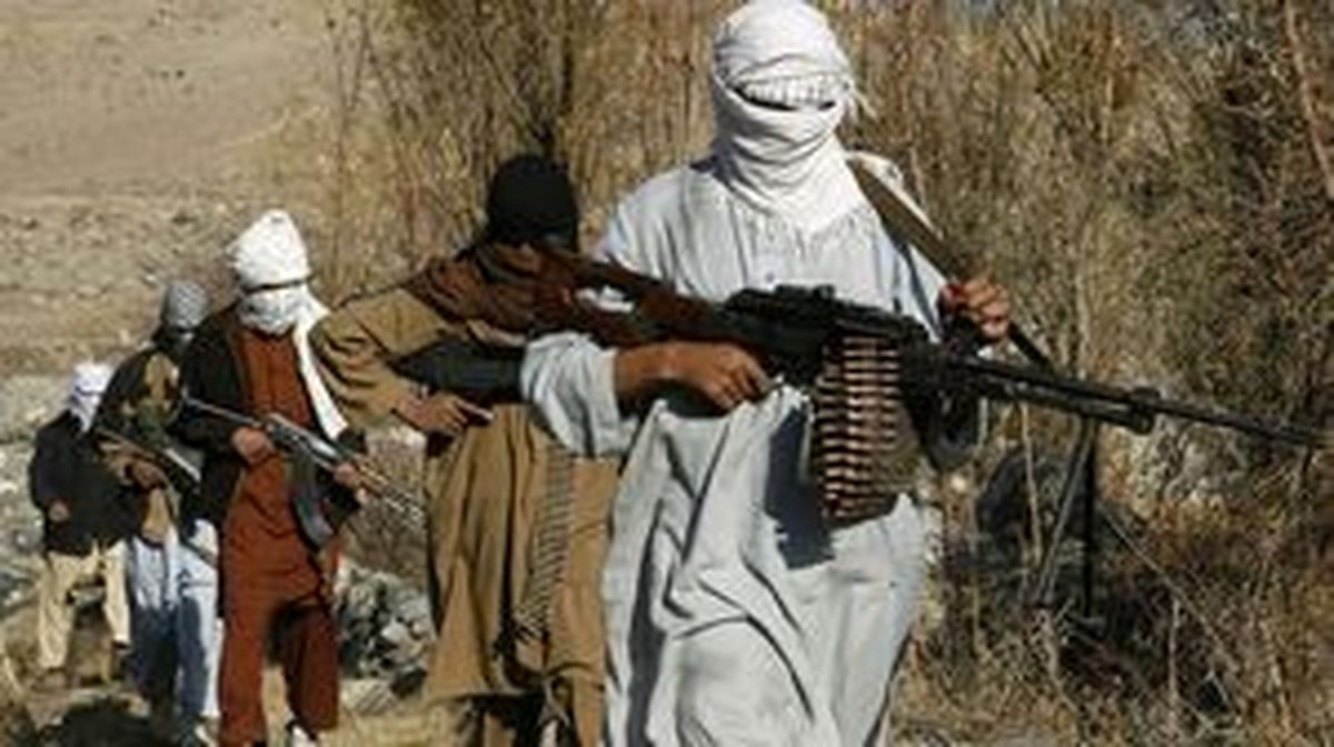 
محاصره نظامیان افغان توسط طالبان

