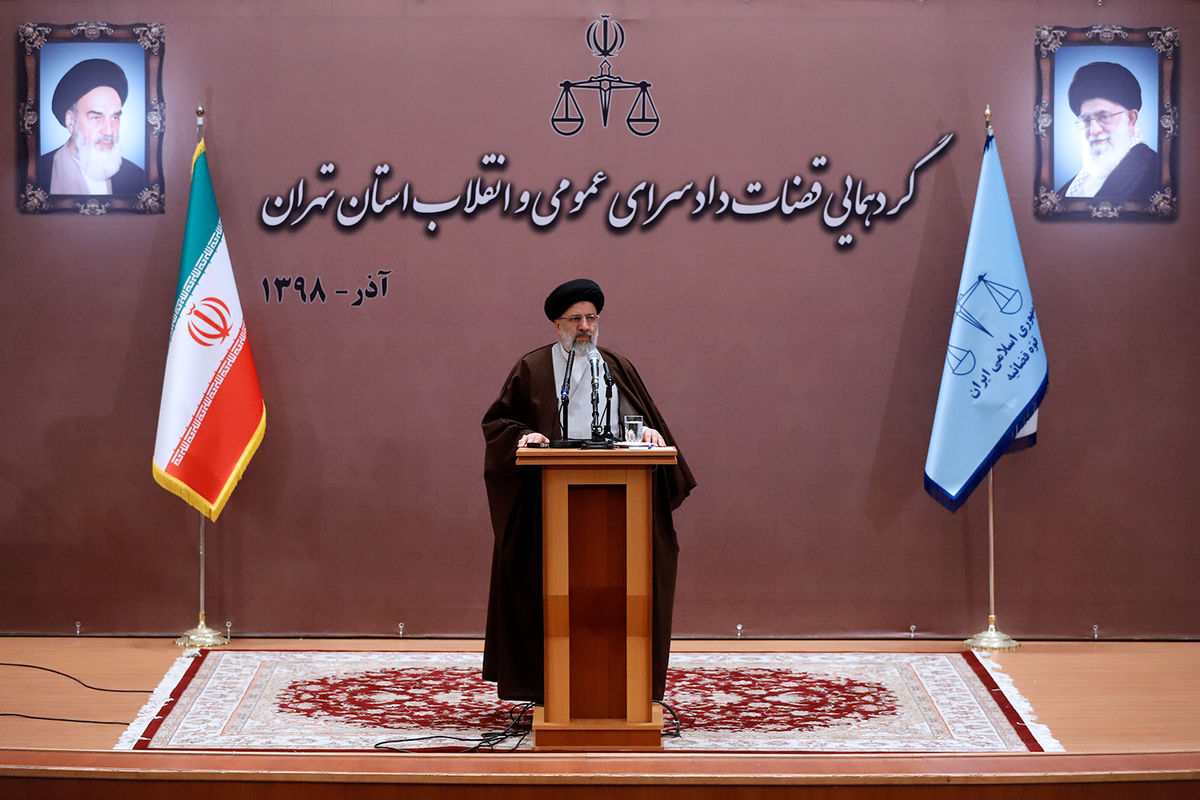 قاضی شجاع قانونمند و نفوذناپذیر با تهدید و ملامت از میدان به در نمی‌شود